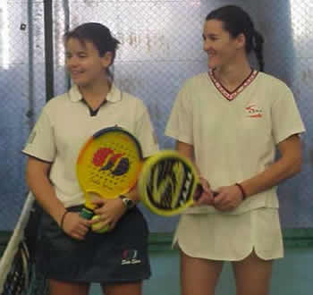 Cata Tenorio se junt&oacute; con la zurda Rinaudo para poder jugar de rev&eacute;s