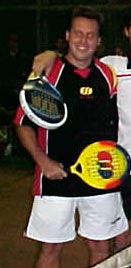 Alejandro Lasaigues, un &iacute;cono del p&aacute;del